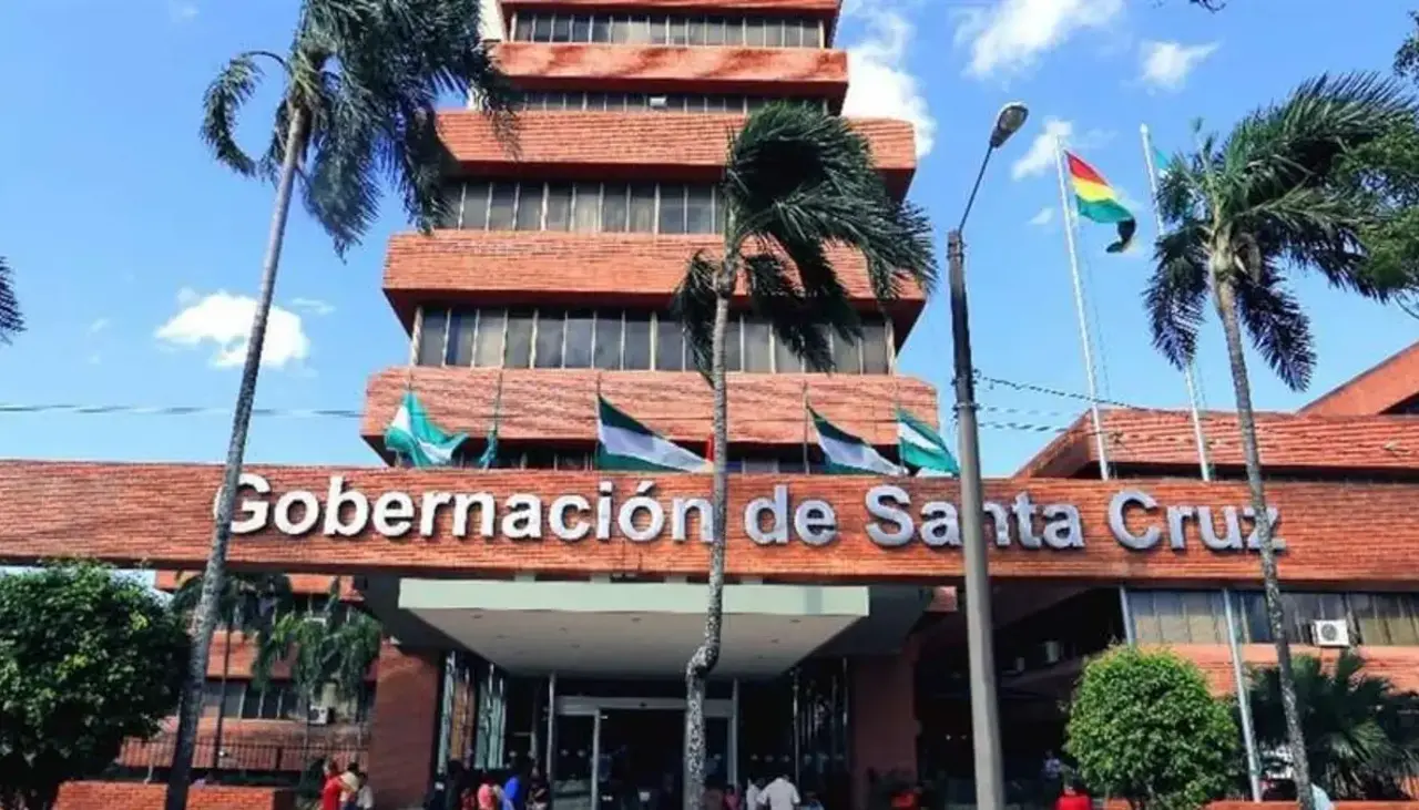 Gobernación cruceña propone redistribución gradual de recursos desde el 2027 hasta el 2031