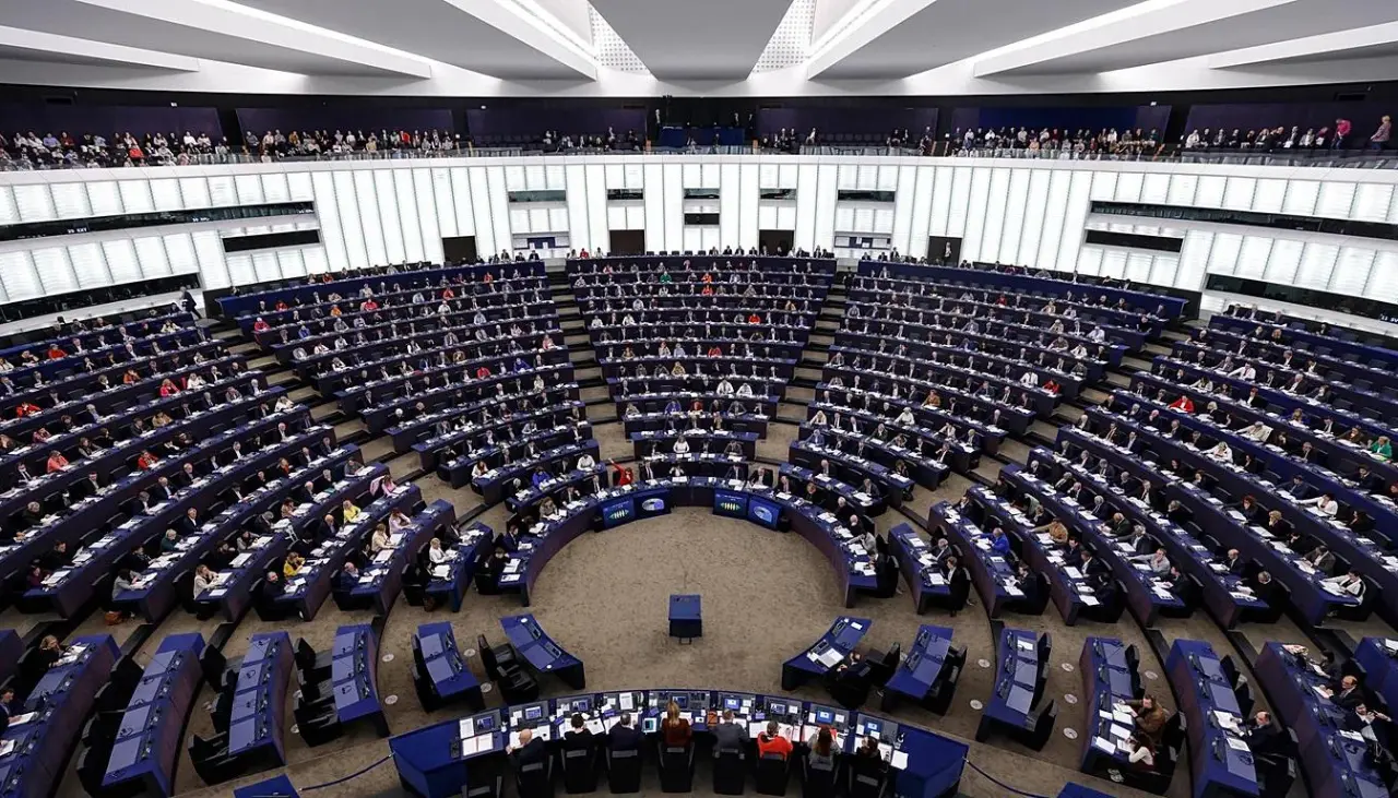 Eurocámara pide incluir al Cartel de los Soles en lista la Unión Europea de organizaciones terroristas