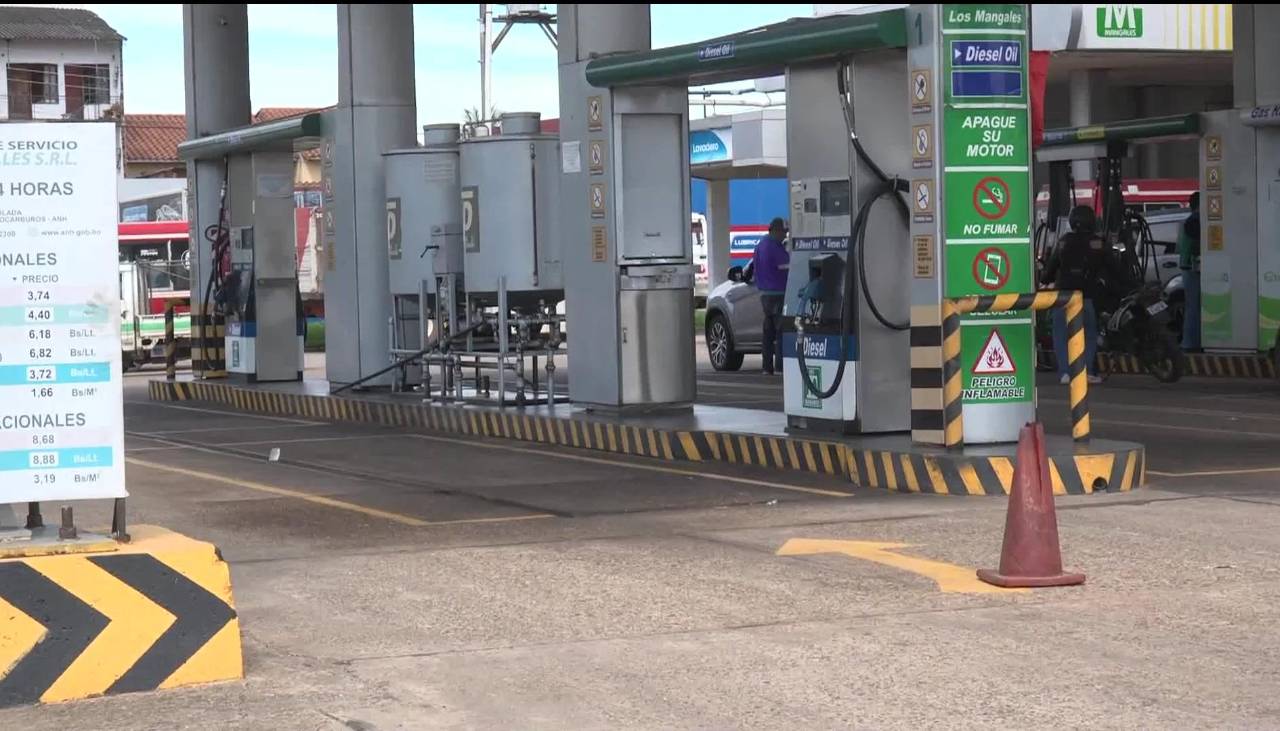 Transporte urbano cruceño rechaza nuevo régimen del diésel: “Este decreto no es una solución, es un parche”