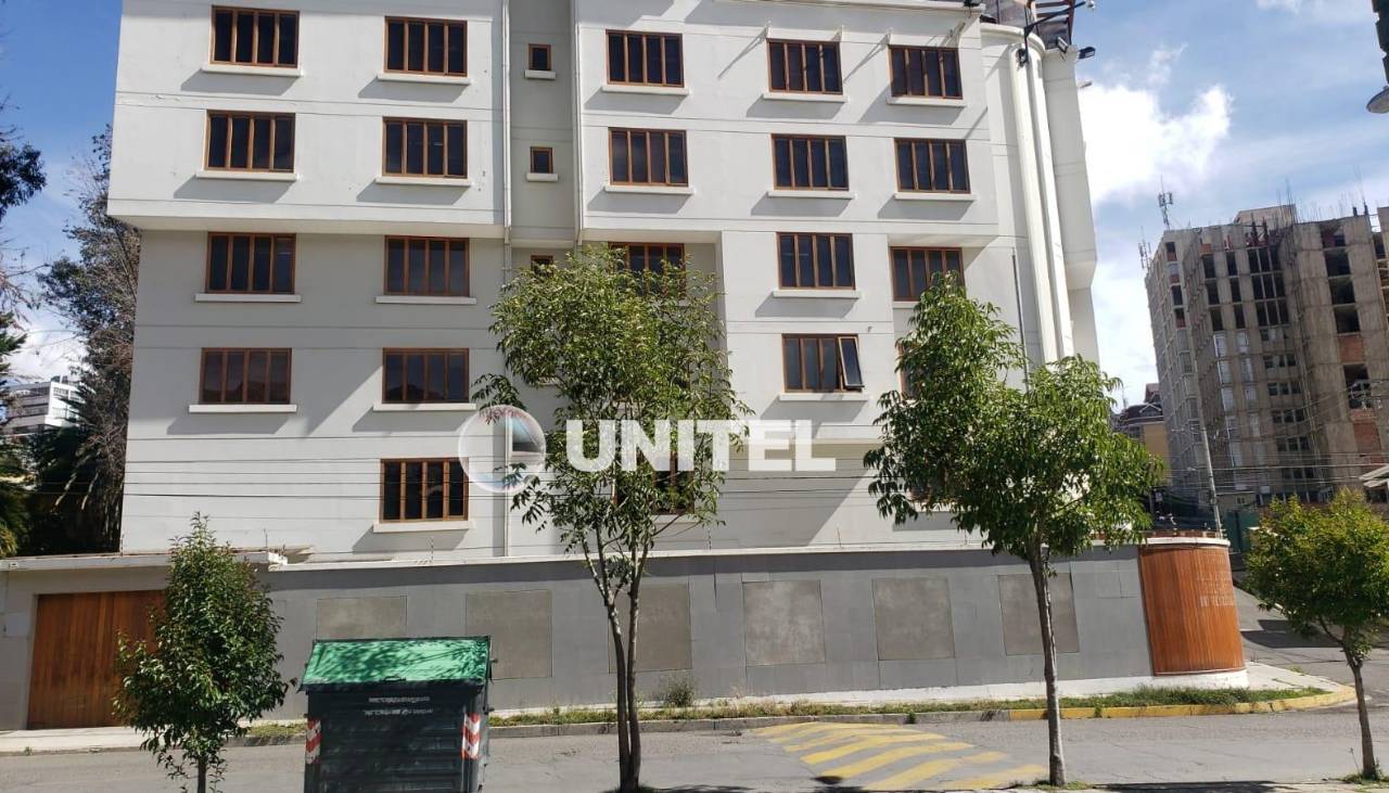 Embajada de Venezuela en Bolivia exige a Trump que devuelva a Maduro y denuncia una “actitud hostil” de EEUU