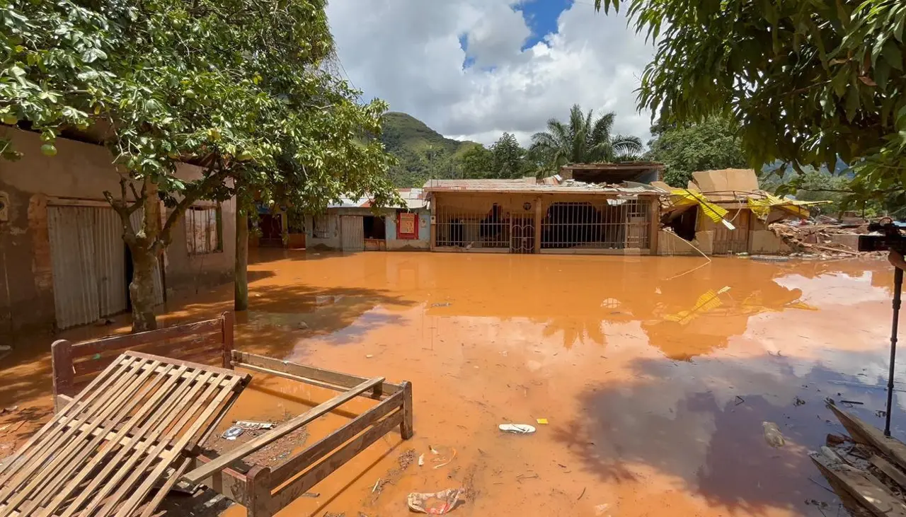 “Lo perdieron todo”, al menos 600 familias afectadas claman ayuda en Guanay