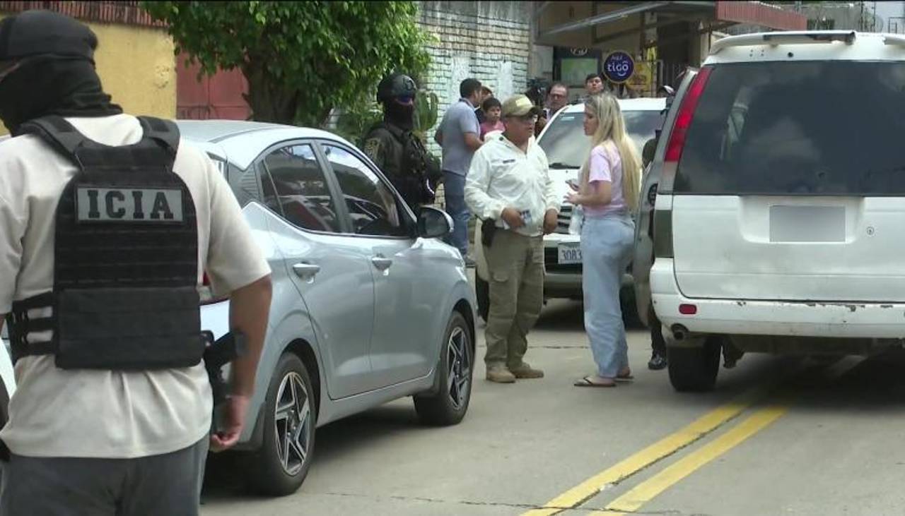 Fiscalía dice que la pareja del acribillado en la avenida Busch fue trasladada para brindar su declaración informativa 