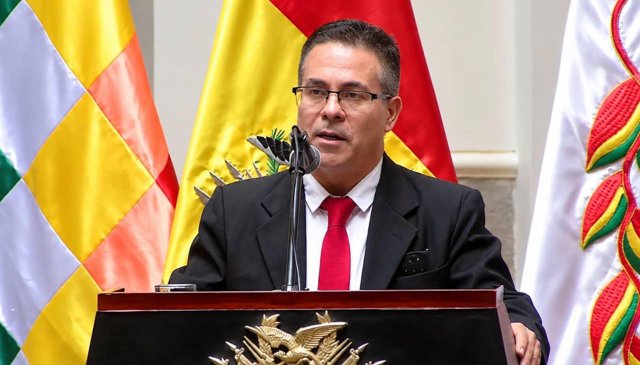 Analista: Al fiscal general no le queda otra que revelar quién es el empresario que lo impulsó para la Fiscalía
