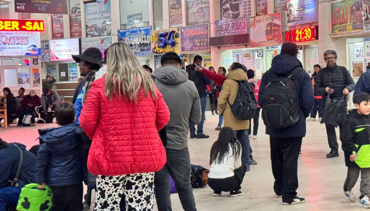 Familias aprovechan fin de semana largo para viajar y hay expectativa en los sectores gastronómico y hotelero