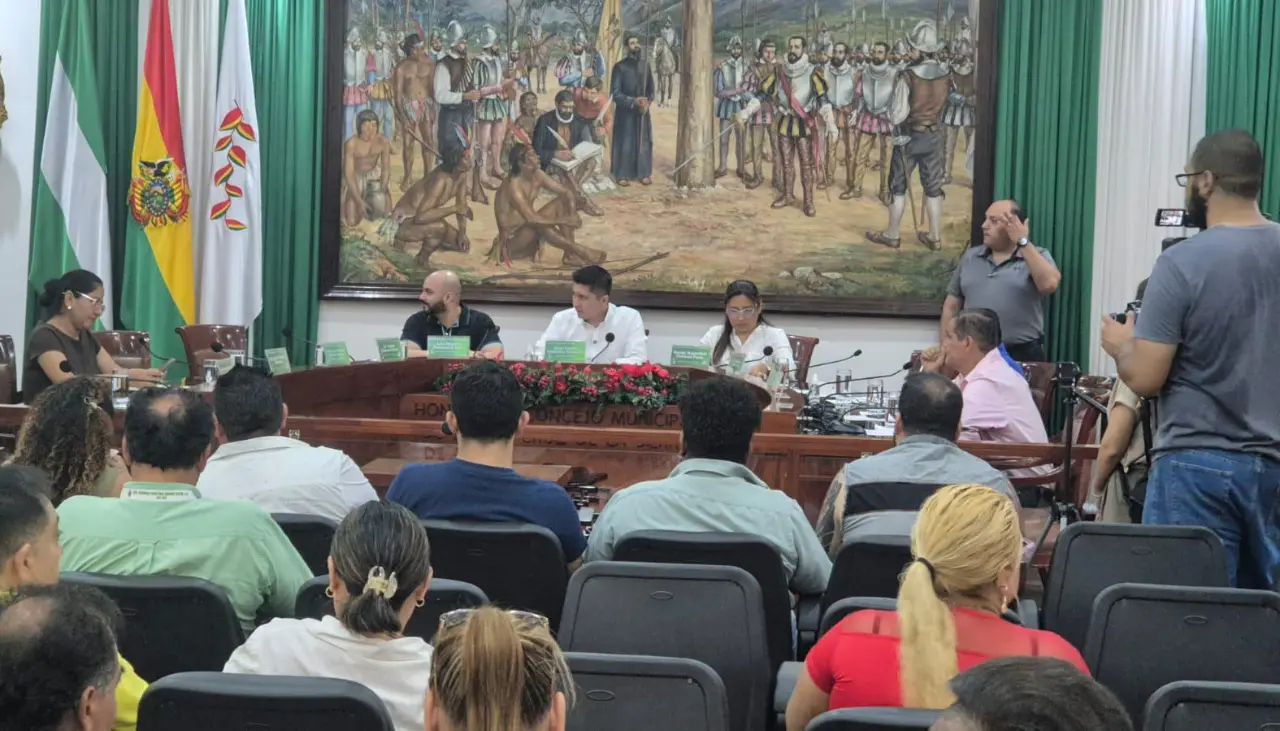 Concejo cruceño instala sesión para analizar propuesta de ‘Tarifa Social’ en el transporte urbano