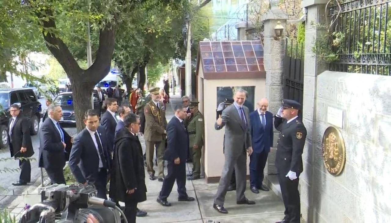 Rey de España se reúne con empresarios de Bolivia para perfilar una agenda