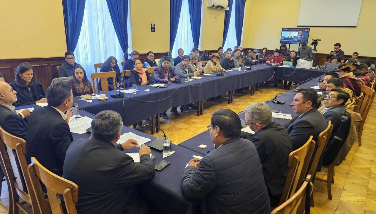 Tres ministros asistirán al diálogo de la Iglesia con los movilizados: ¿Paz asistirá a la mesa?