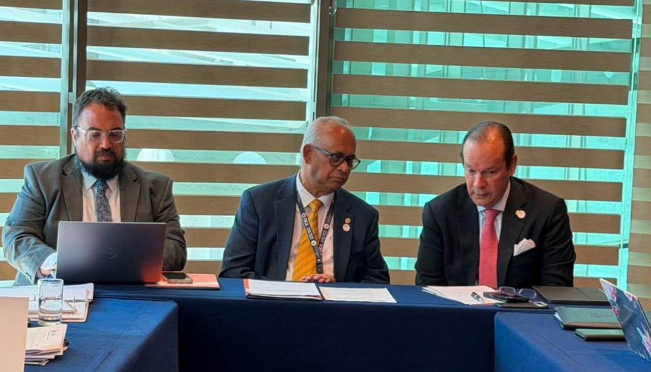 Misión de Alto Nivel de la OEA liderada por Ramdin llega a Bolivia para respaldar a Paz tras la crisis de los 53 días 
