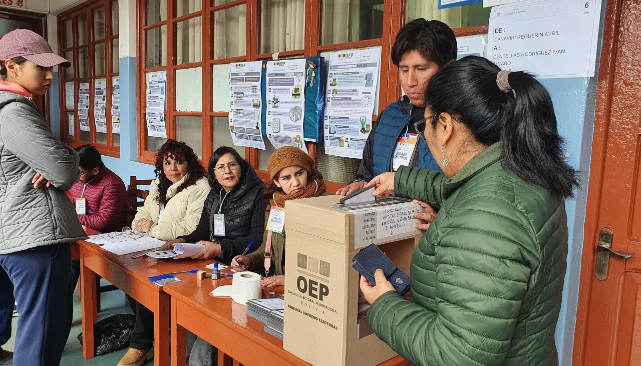 Comité Multisectorial se reúne en El Alto y alista pronunciamiento por las elecciones