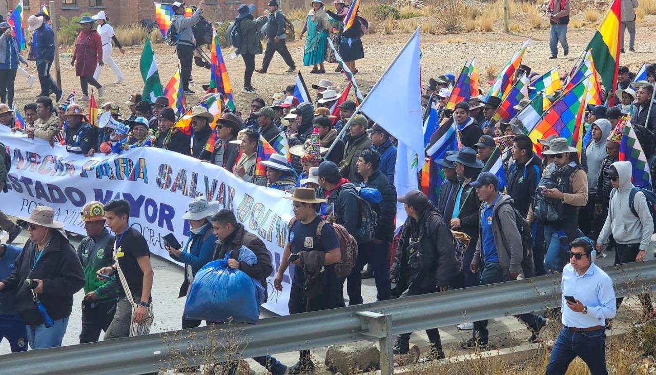 “Si hay muertos es responsabilidad de Arce”: Evo y sus dirigentes anuncian que su marcha continuará pese al bloqueo arcista