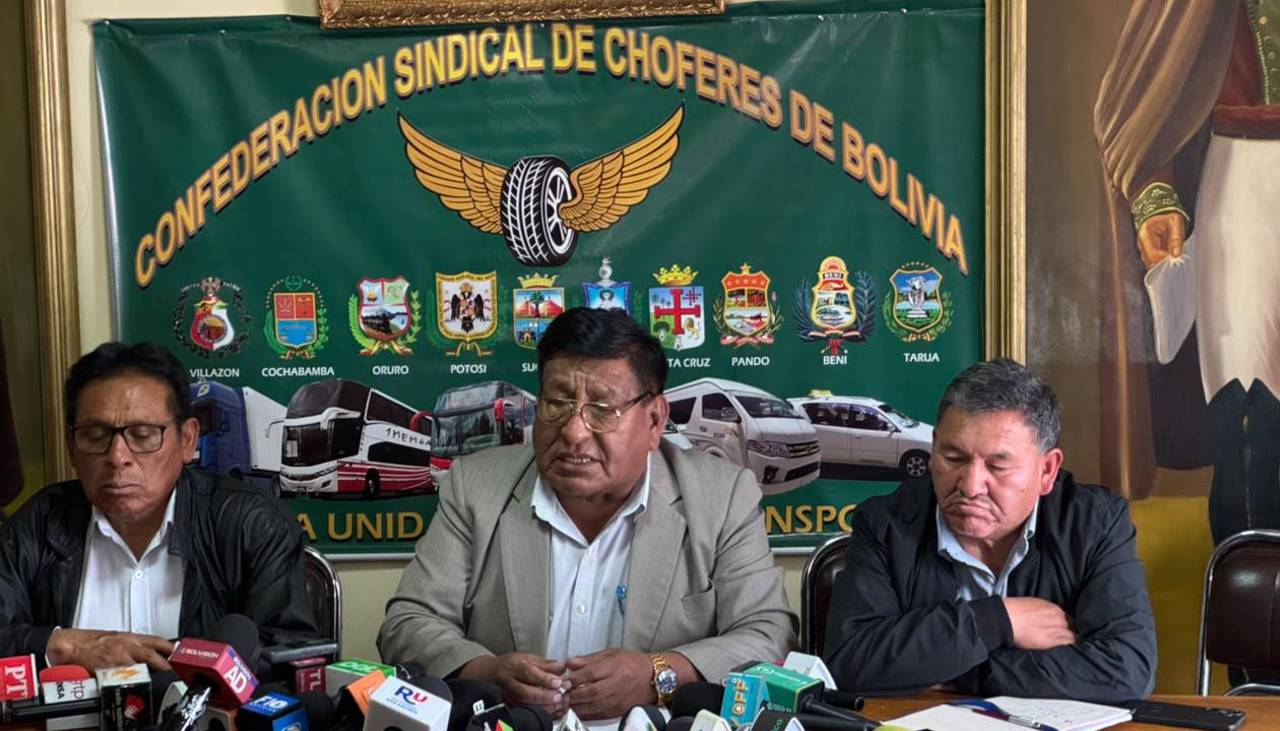 La Confederación de Choferes confirma asistencia a la reunión con el Gobierno para este martes