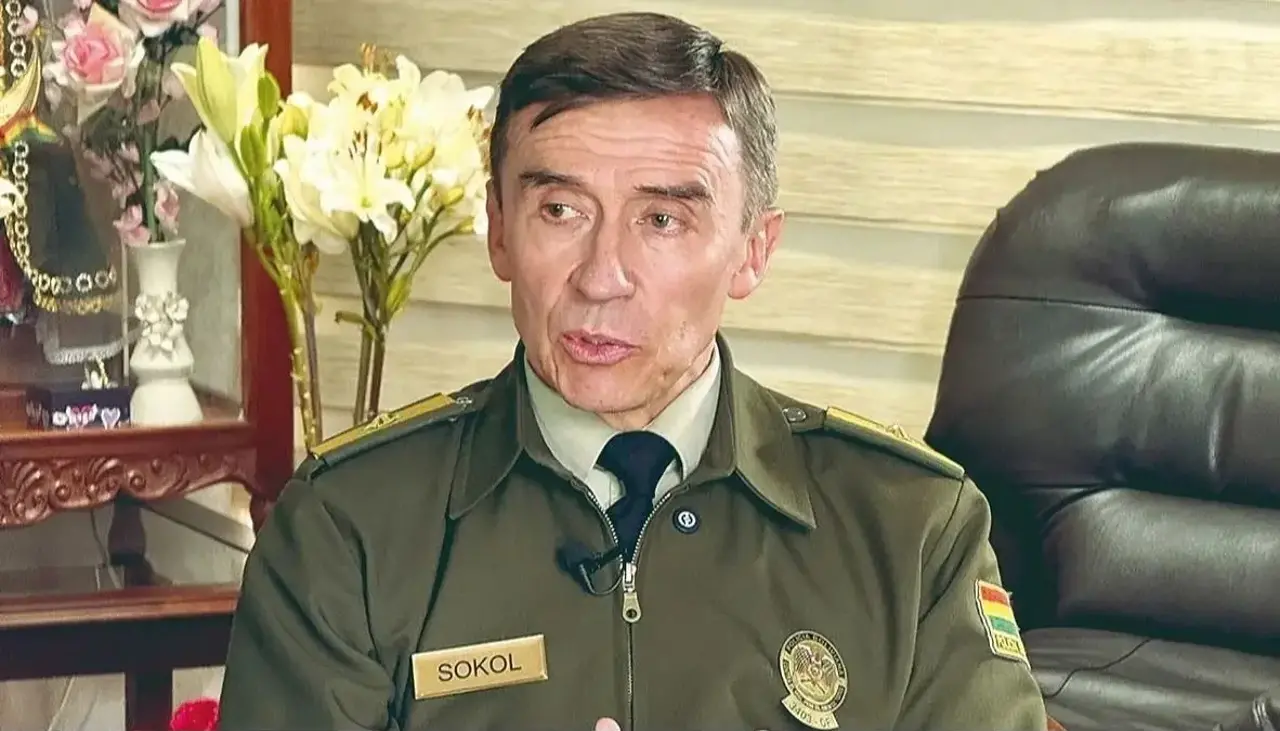 ¿Cambiarán a Mirko Sokol, comandante General de la Policía?