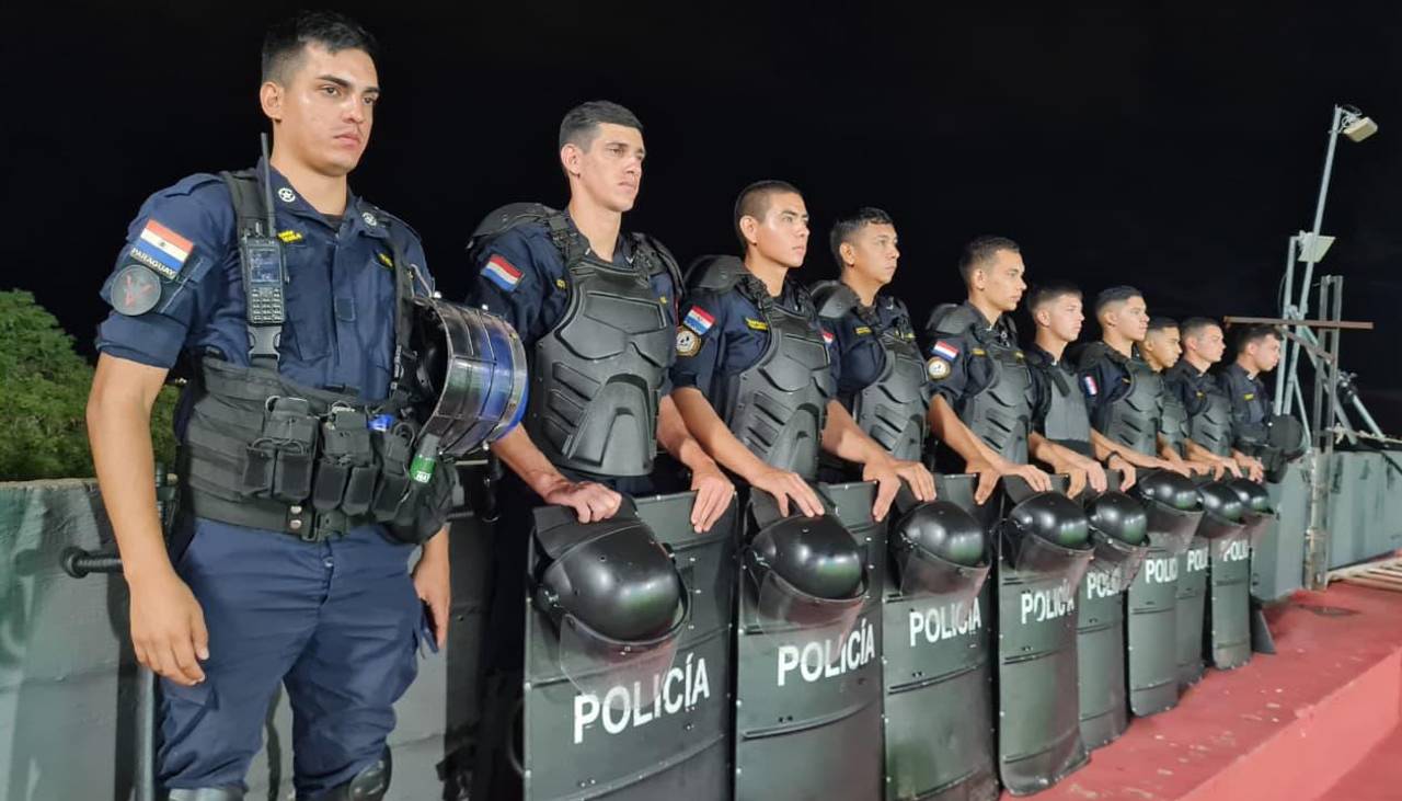 Hallan conexiones eléctricas clandestinas en cárcel paraguaya en zona limítrofe con Brasil