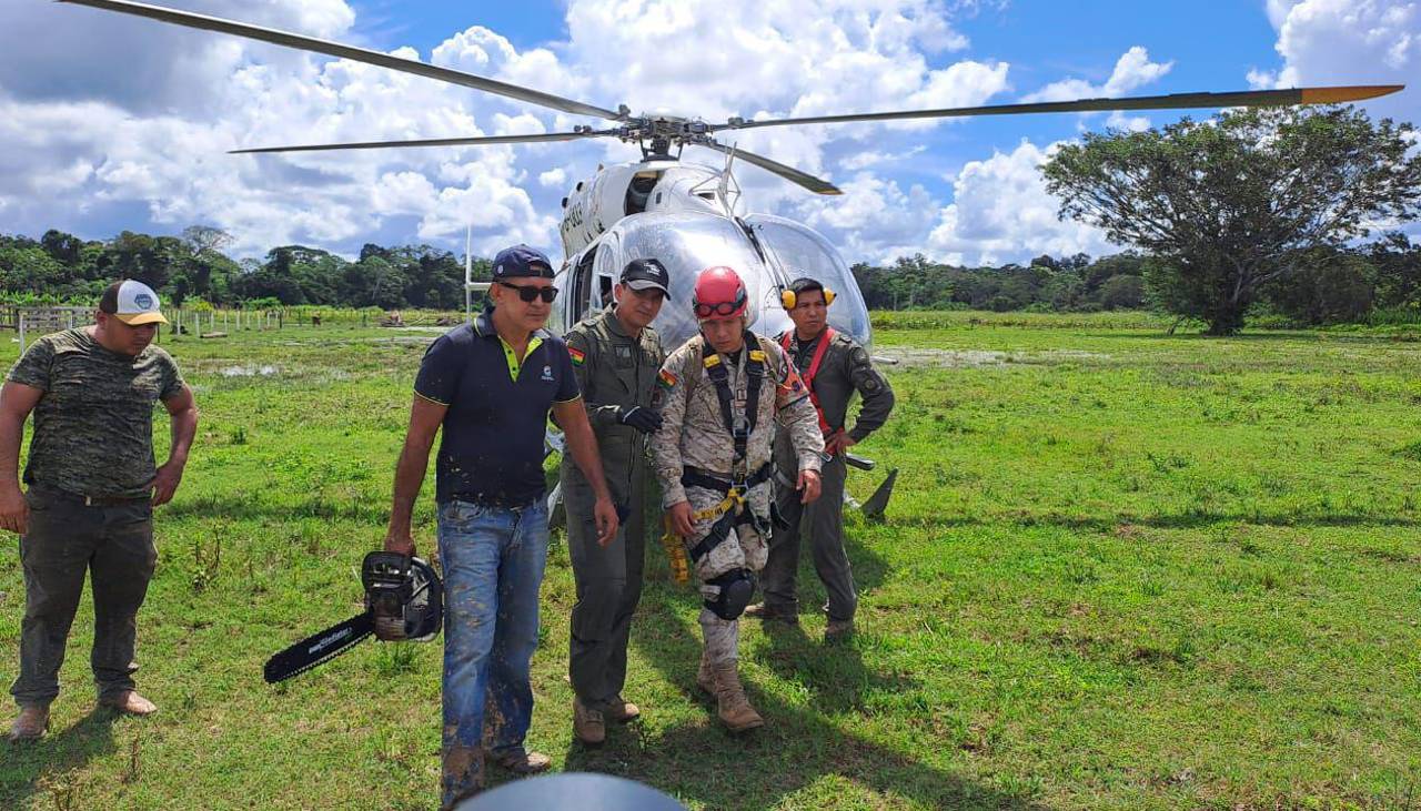 Hallan con vida a las cinco personas que viajaban en la avioneta que desapareció en Beni