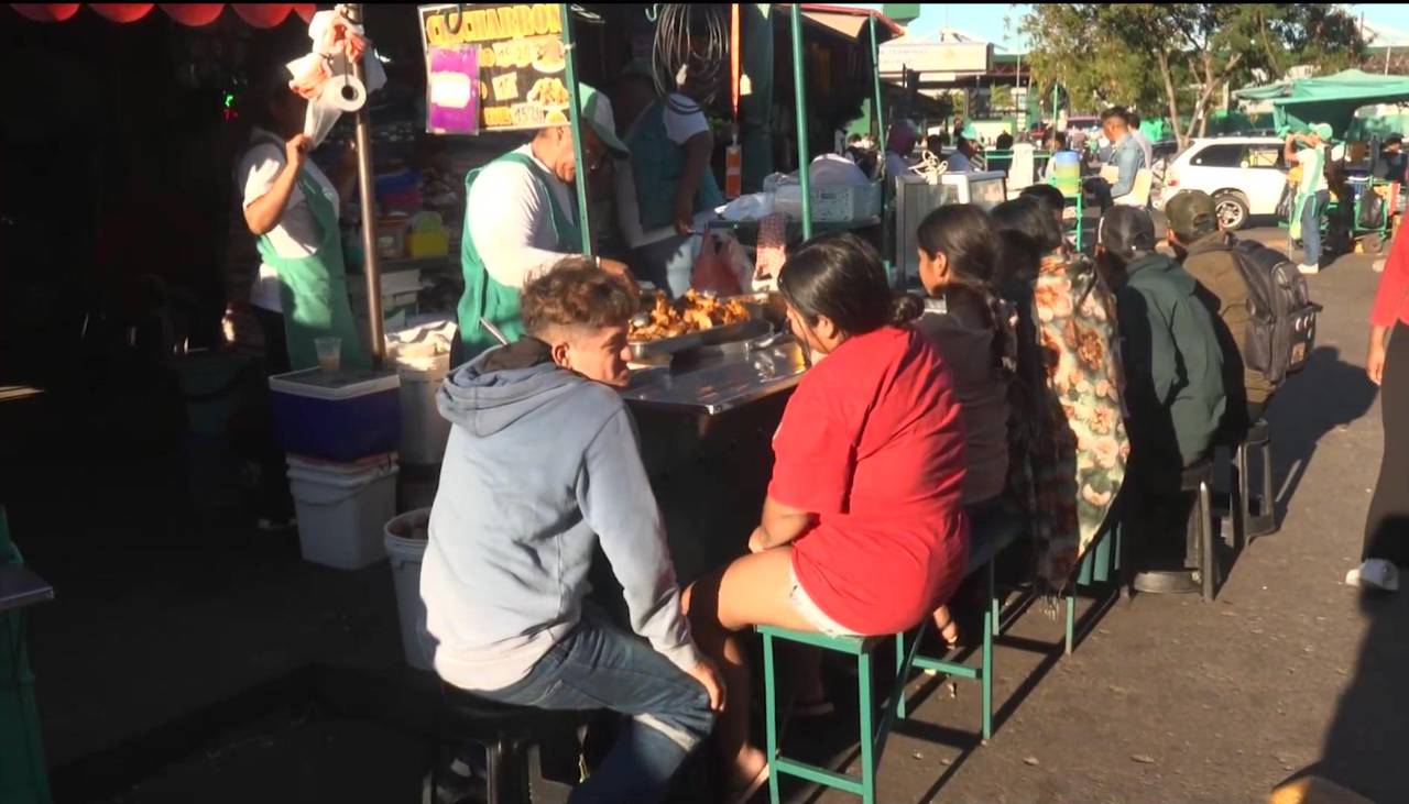 “Piden hasta Bs 50 por garrafa”: Comerciantes de comida se ven obligados a pagar más para poder cocinar