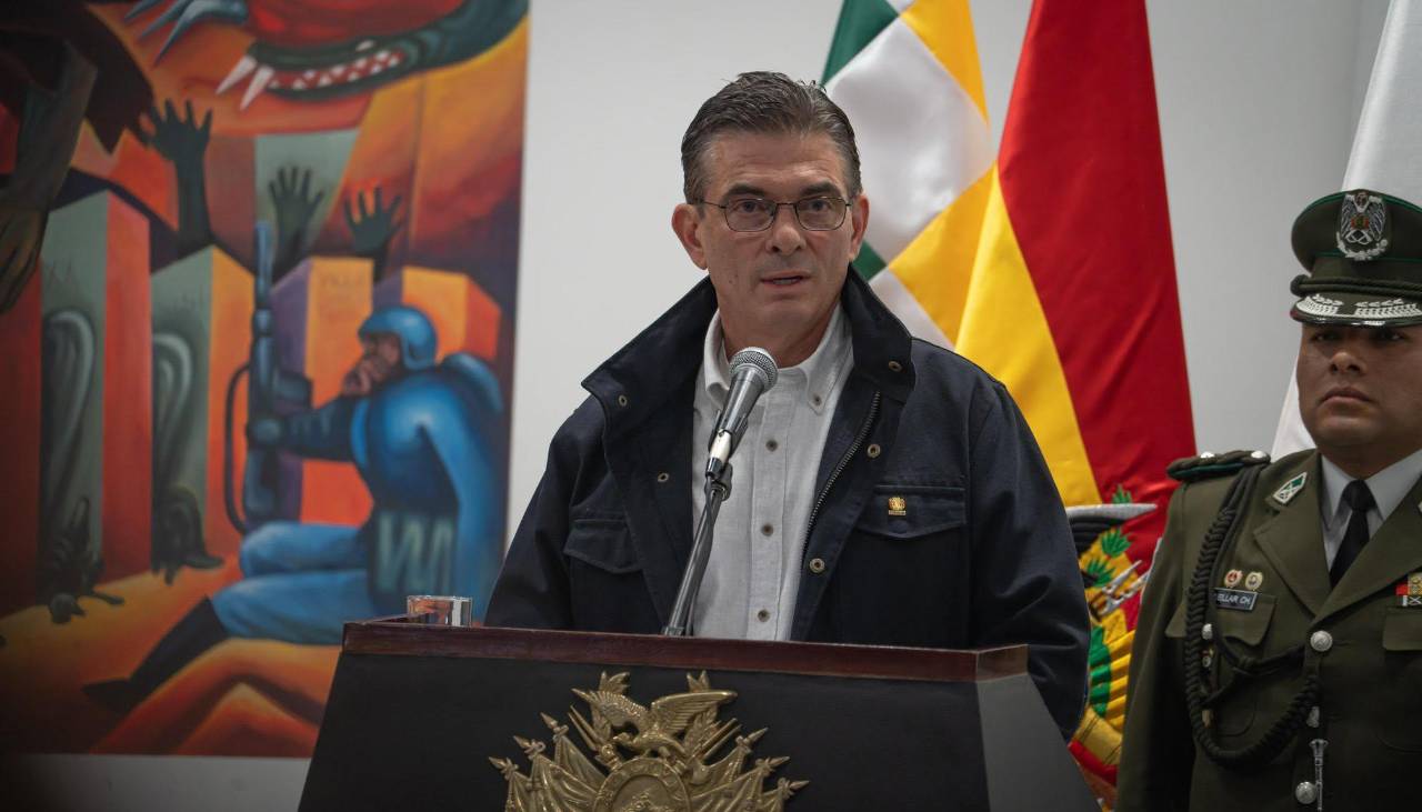 Paz se reúne con la dirigencia de la COD de Santa Cruz, que pide diálogo y que termine el conflicto