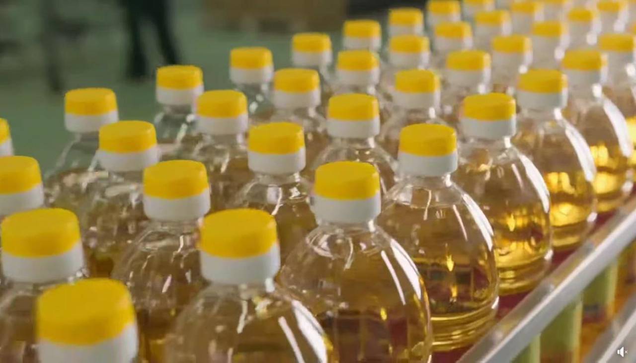 Agroindustriales reportan normal distribución de aceite y advierten que el problema es el contrabando