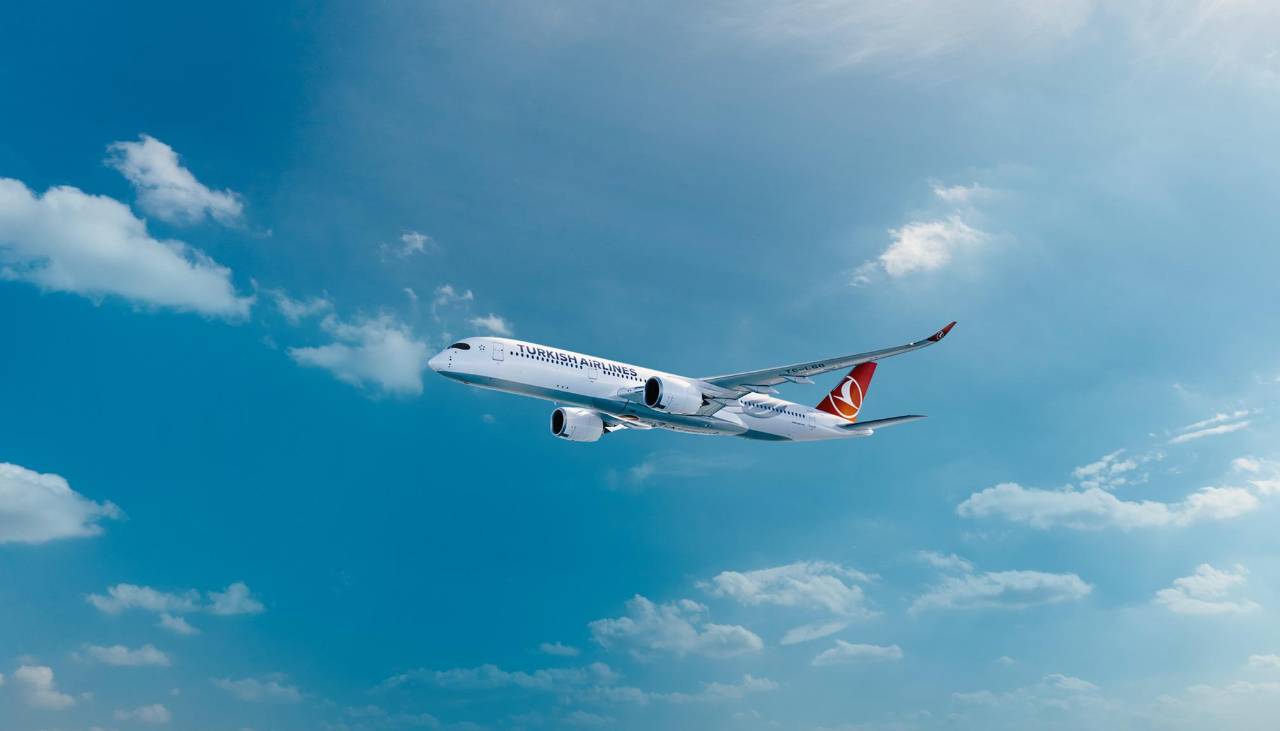 La aerolínea Turkish Airlines cancela sus vuelos hacia Venezuela en medio de crisis en el Caribe
