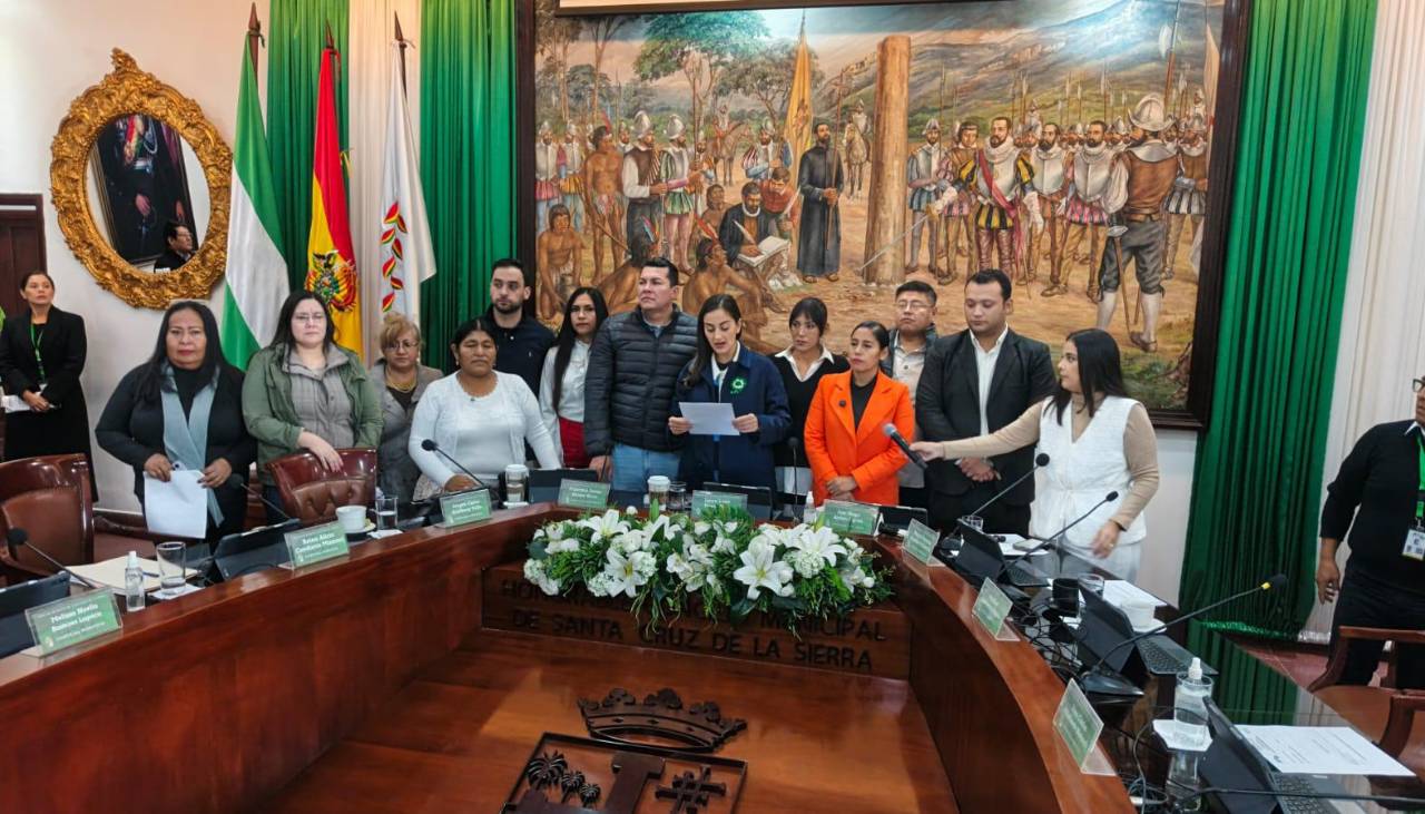Concejo Municipal cruceño se declara en emergencia ante bloqueos y envía un mensaje al país