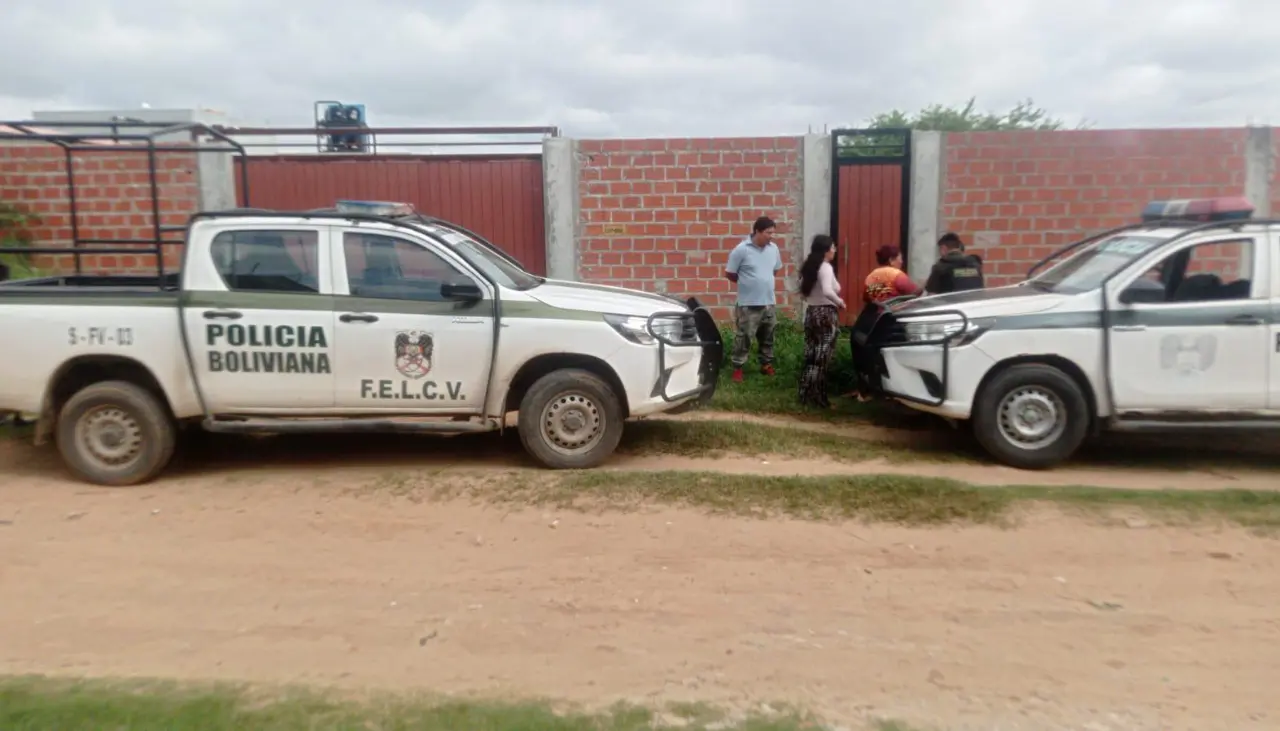 “Intentó huir”: Un sujeto asesina a su esposa; los hijos pidieron auxilio