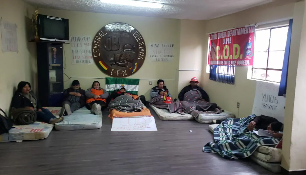 La COB mantiene su huelga de hambre y anuncia nuevas marchas en La Paz