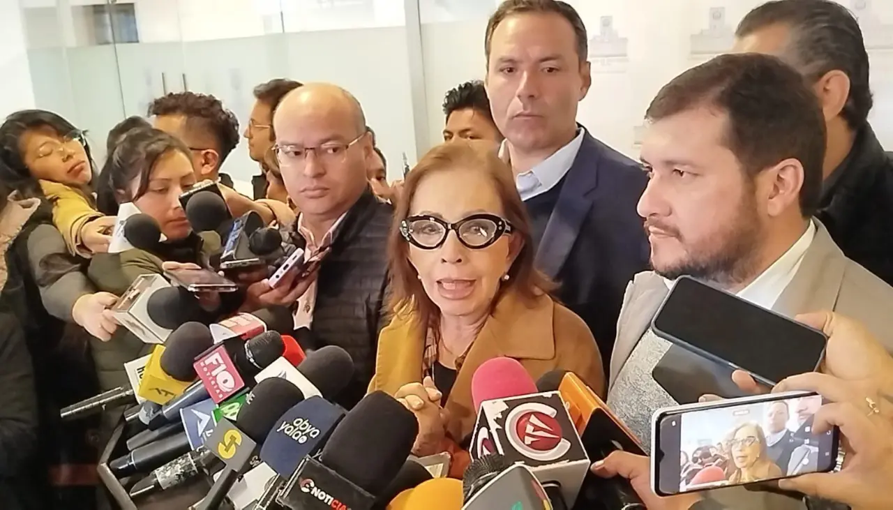 Cívicos cruceños llegan a La Paz para entregar proyectos de leyes para agilizar el suministro de combustibles