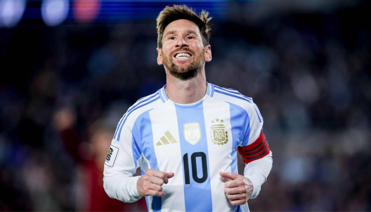 Inesperada reacción de Messi al pasar por el control de seguridad del aeropuerto 