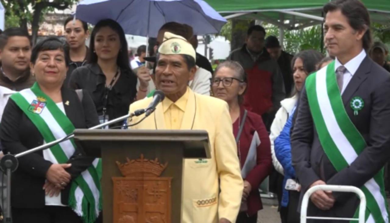 Cruz Aleluya, el vendedor del ‘café cortadito’ que emocionó en la iza de la bandera cruceña