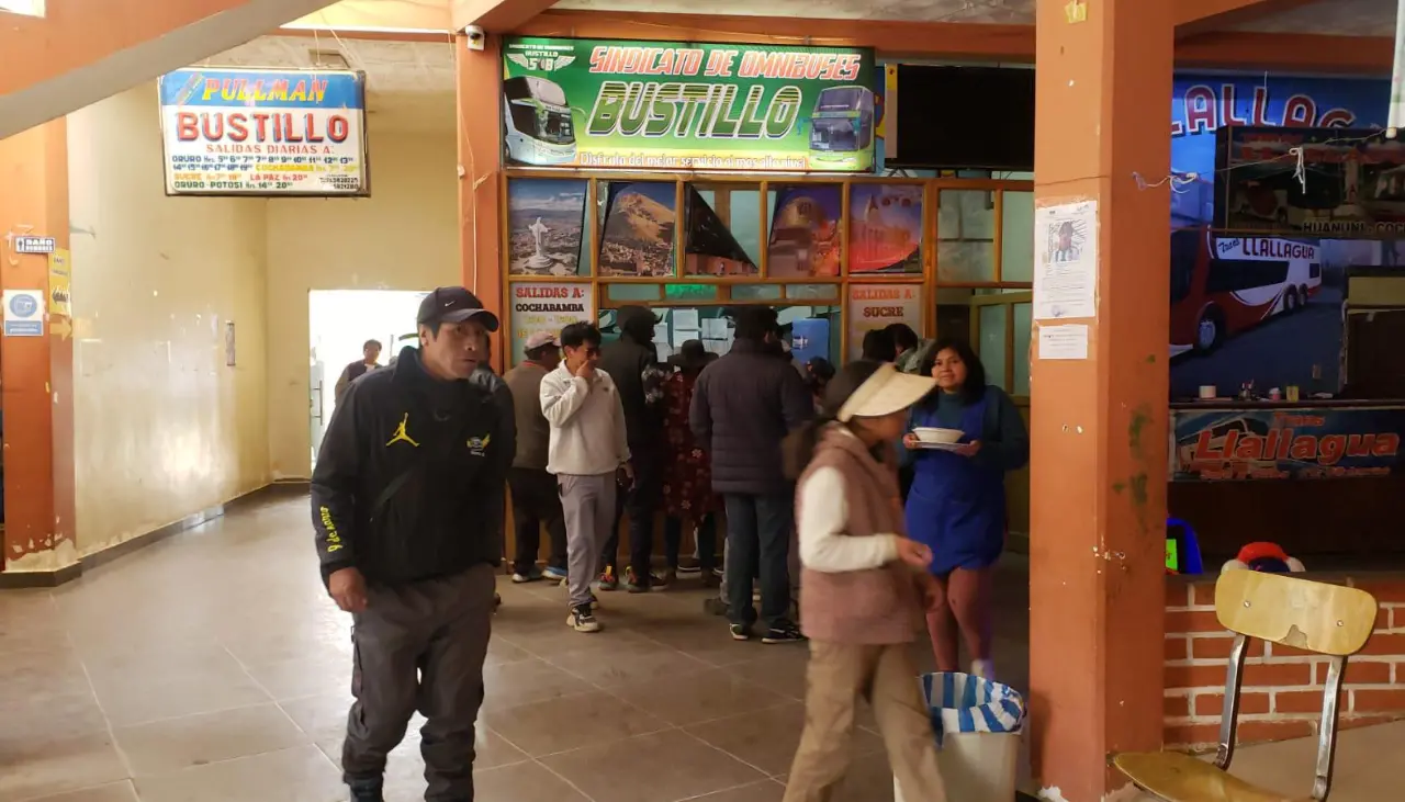 Llallagua intenta volver a la normalidad tras los ataques evistas