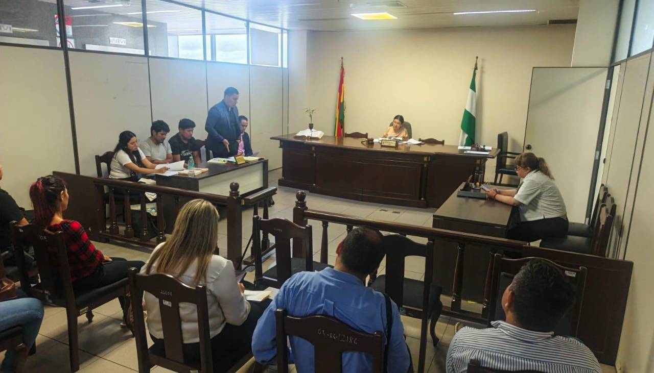 Dictan detención preventiva contra dos sujetos acusados de robar en una quinta vinculada a Marset 