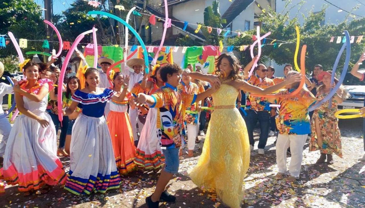 ¡No te la pierdas! Hoy se vive la tercera precarnavalera con temática ‘Carnaval de calle’