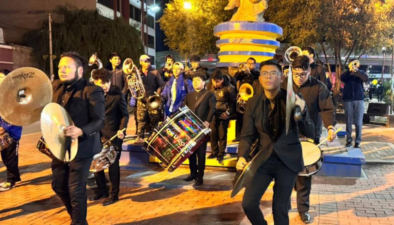 Fraternidades y bandas se alistan para el Carnaval de Oruro 