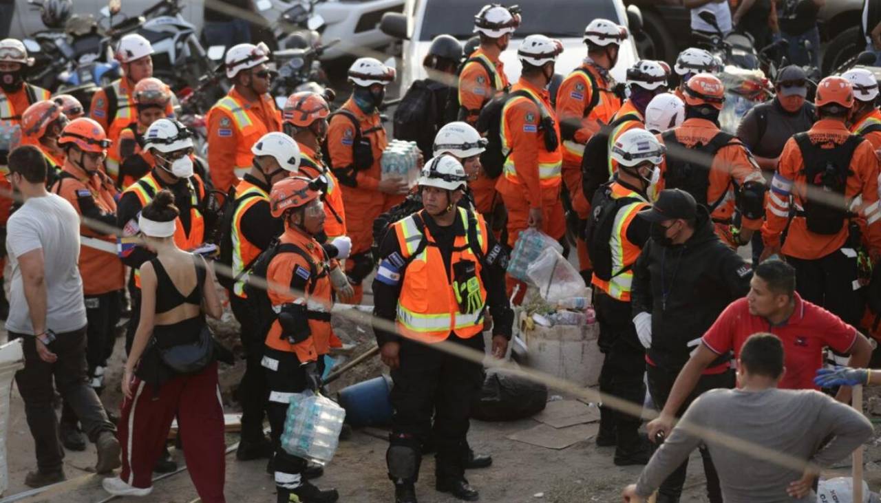 Venezuela ha recibido a más de 1.600 rescatistas para atender a víctimas de los terremotos