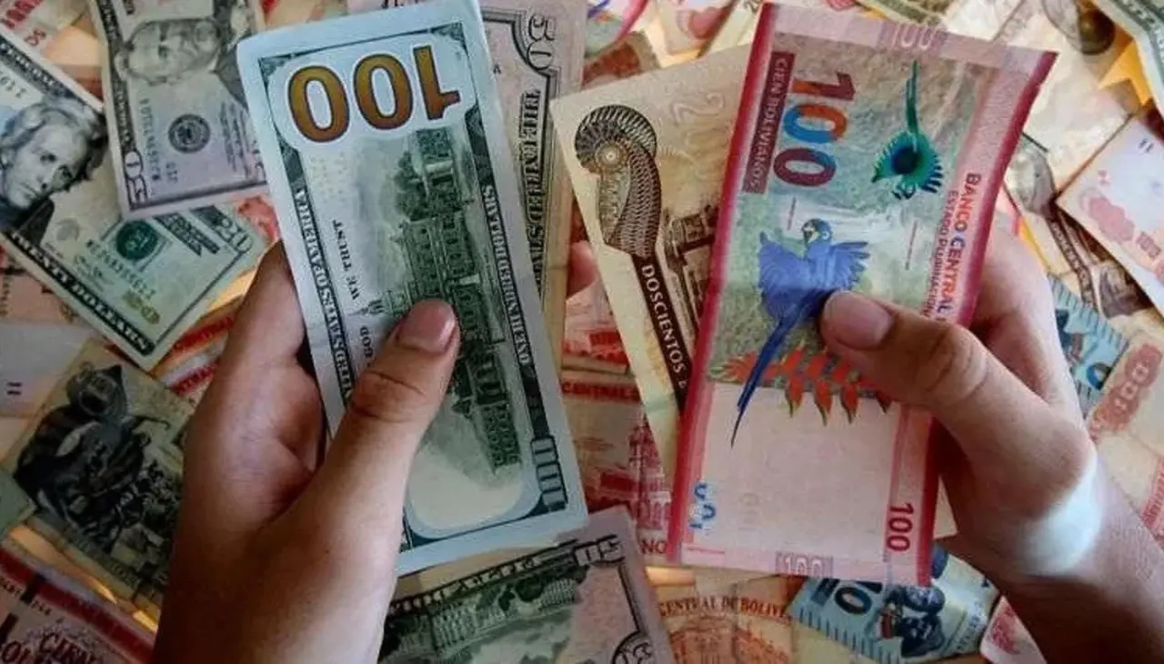 Tras alcanzar un pico de Bs 20 la semana pasada, el dólar digital se mantiene elevado, pero con una leve tendencia a la baja