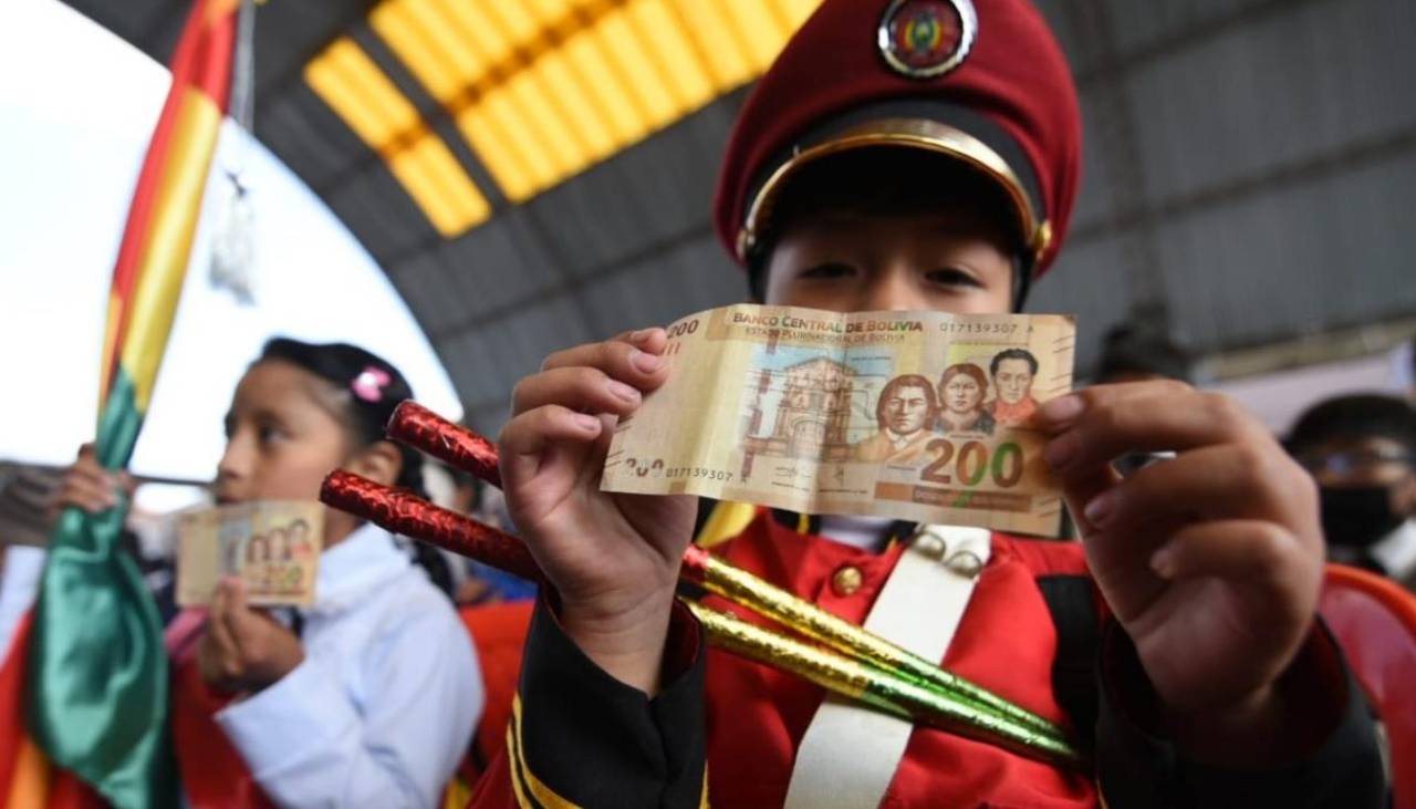 ¡Último día! Cierra el registro para cobrar el Bono Juancito Pinto de Bs 300