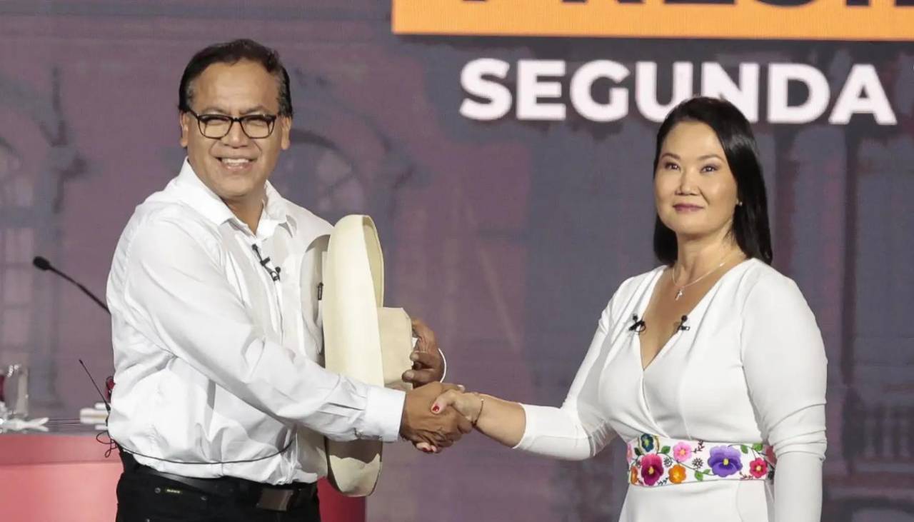 Diez claves de la segunda vuelta electoral en Perú entre Roberto Sánchez y Keiko Fujimori