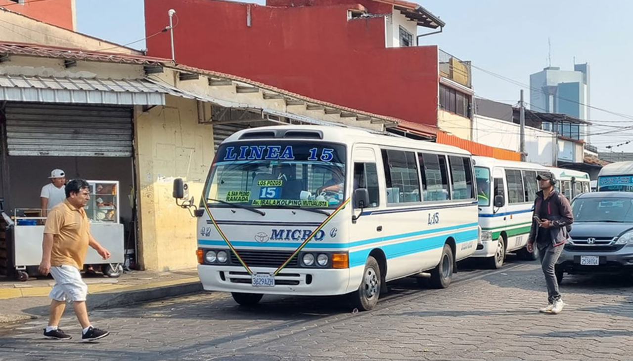 Tarifa transitoria del transporte cruceño se mantiene y el Concejo alista mesas técnicas para este martes