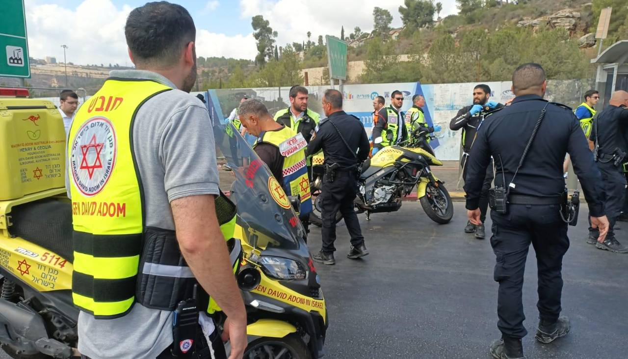 Cinco muertos en el ataque a tiros de Jerusalén, los dos atacantes “neutralizados”