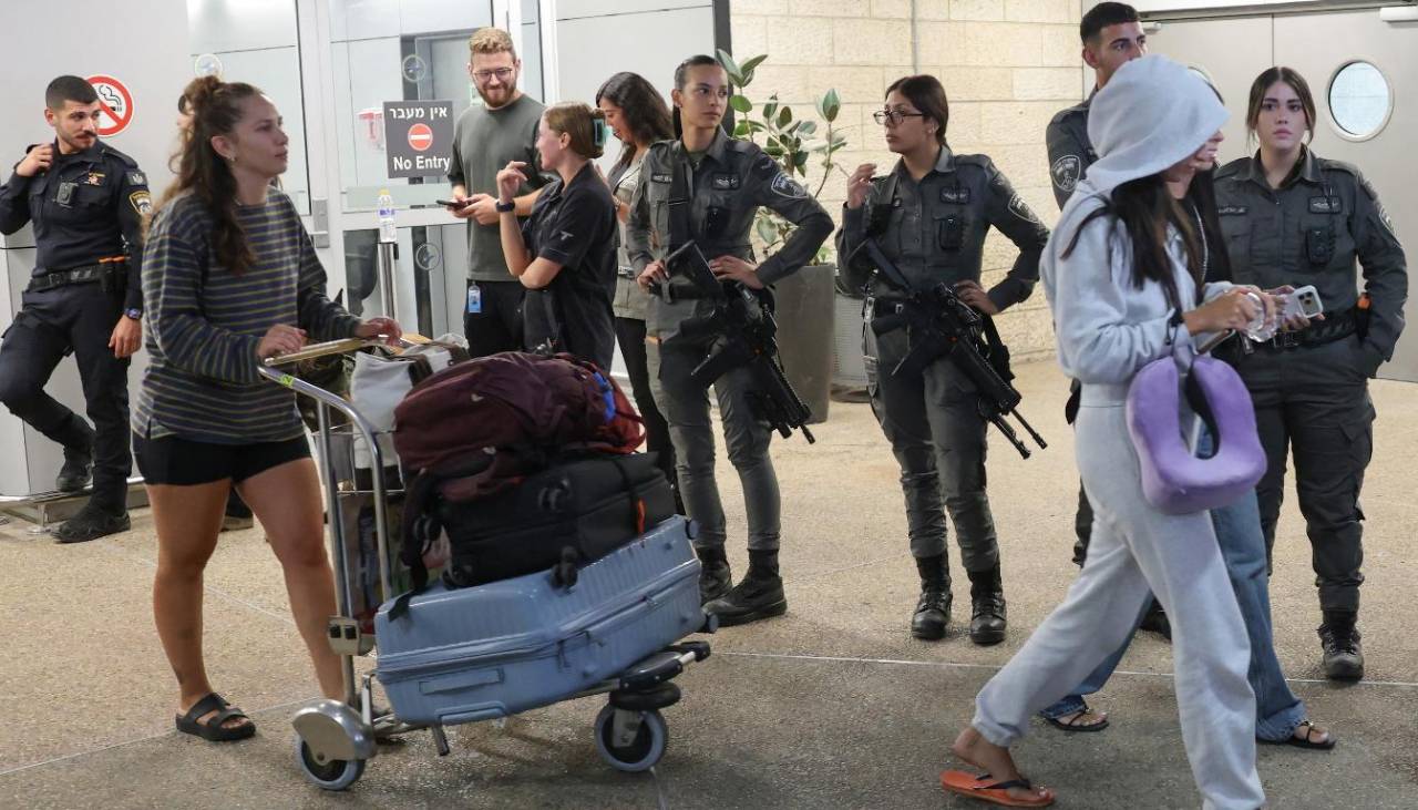 Los pasajeros del vuelo flydubai aterrizaron en Israel