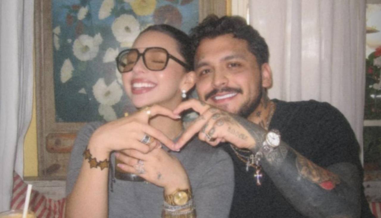 Ángela Aguilar y Christian Nodal enternecen las redes con románticas fotos 