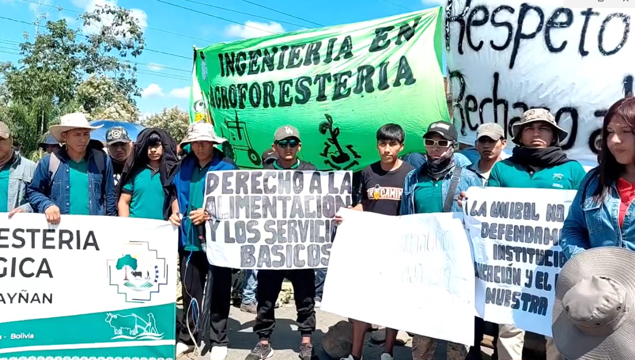 Universitarios dan cuarto intermedio al bloqueo en la ruta nueva, pero exigen reunión con el Ministerio de Educación