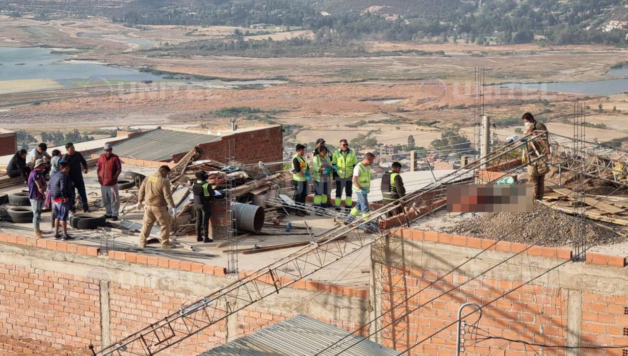 Un albañil falleció aplastado por una antena telefónica que cedió antes fuertes vientos