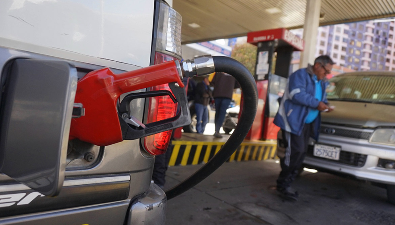 Encuesta: ¿Cómo afectó el nuevo precio de los combustibles al presupuesto familiar mensual?