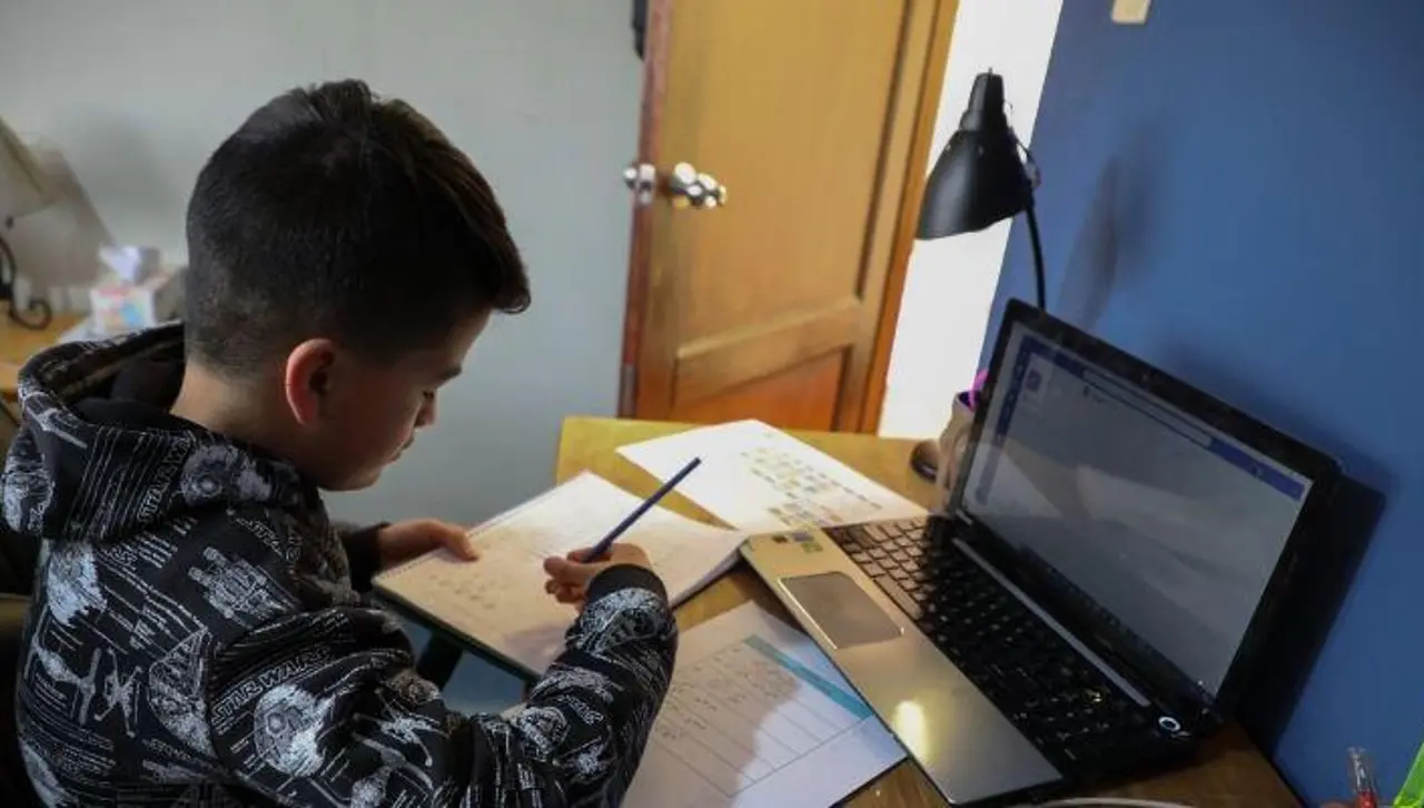 Retorno a clases en Sacaba será de dos modalidades por las limitaciones del acceso a internet en el área rural 