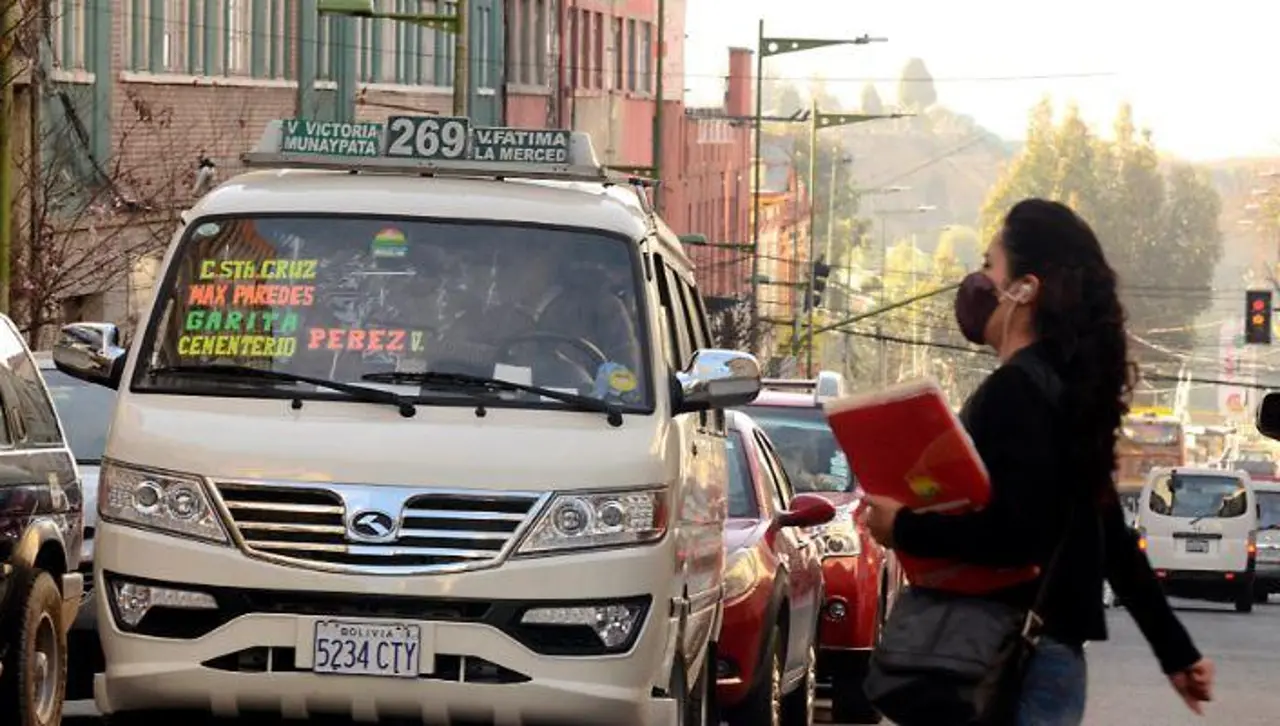 Pasajes en La Paz: tarifa preferencial para estudiantes se aplicará también en minibuses, dice alcalde Arias