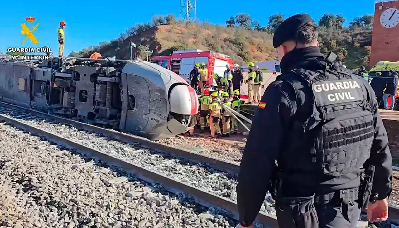 “Varios heridos leves” en el choque de un tren metropolitano con una grúa en España
