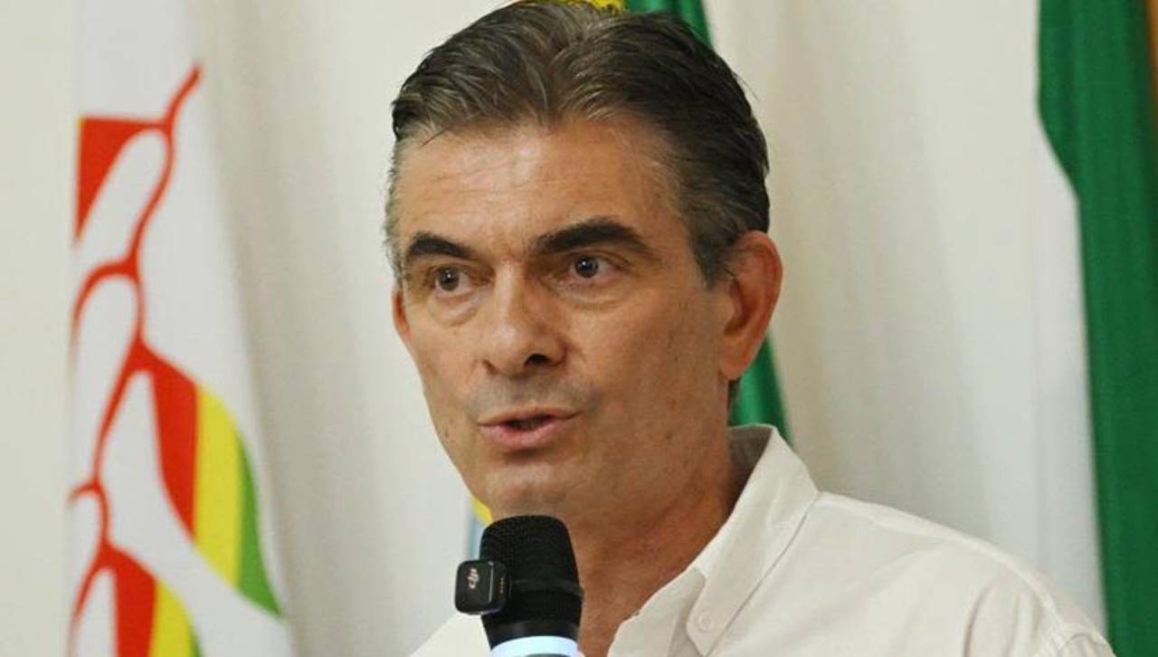 Rodrigo Paz dice que empresarios brasileños quieren invertir en Santa Cruz y visitar el occidente