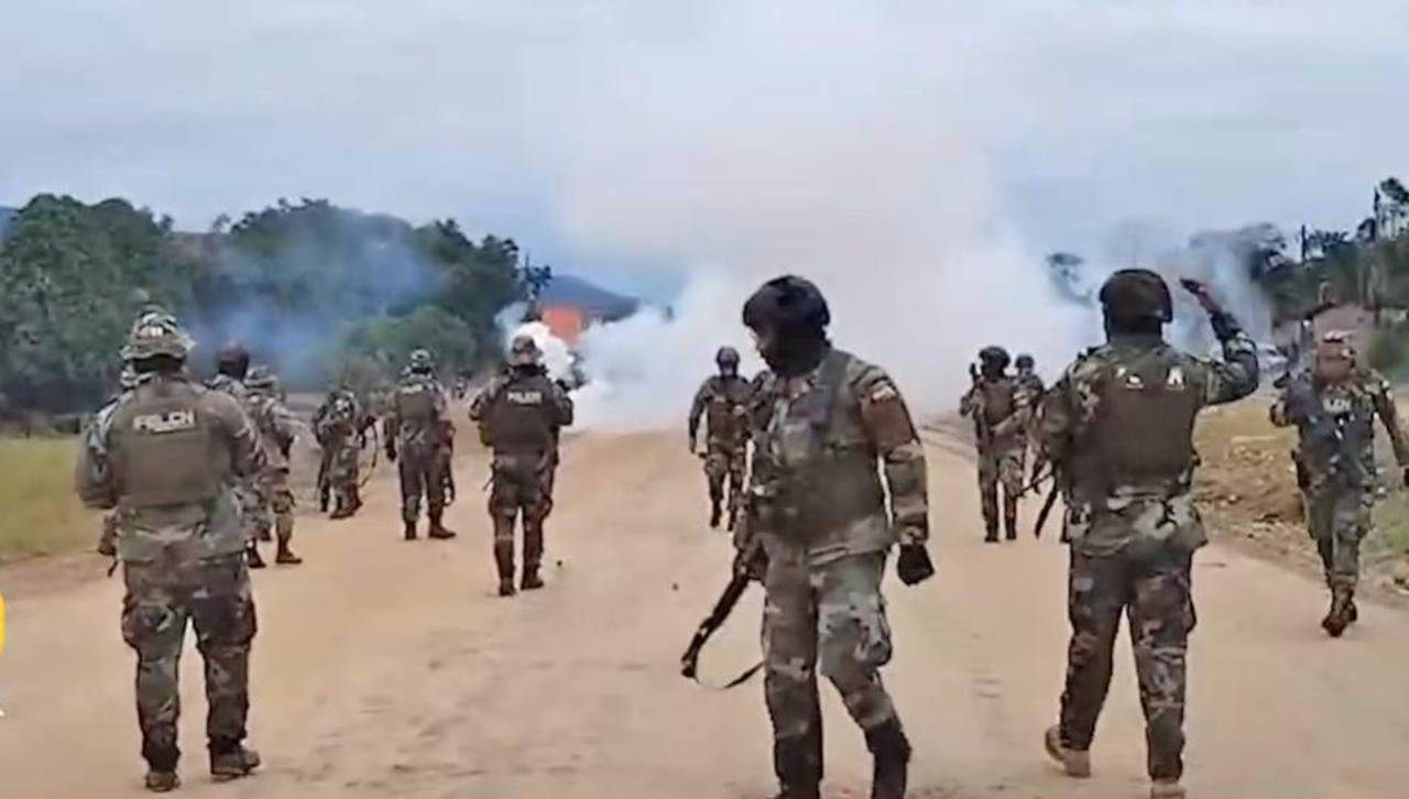 “Emboscada financiada” contra operativo antinarcótico en el trópico deja tres policías heridos, denuncia el Gobierno