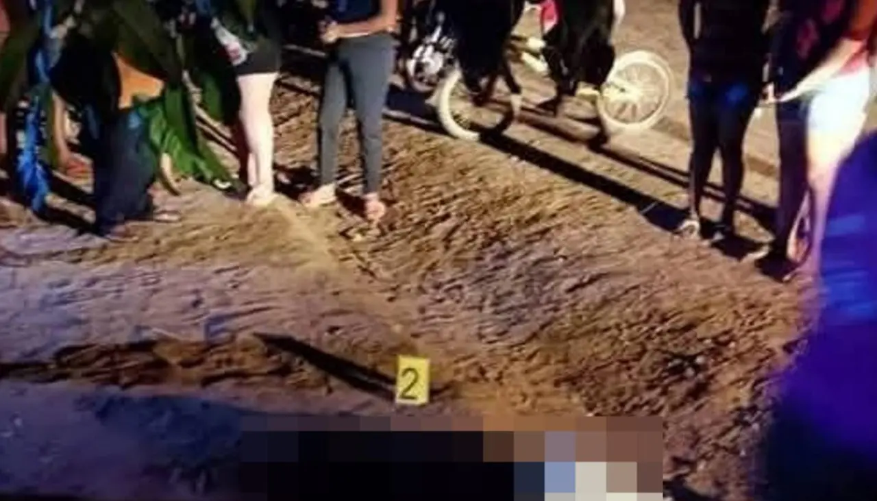 Guayaramerín: tres sujetos tratan de subir a un auto a su víctima y al no lograrlo, bajó un brasileño y lo acribilló