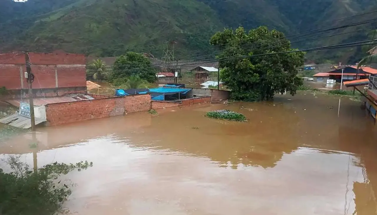 Senamhi emite alerta ante posible crecida de ríos en cinco departamentos